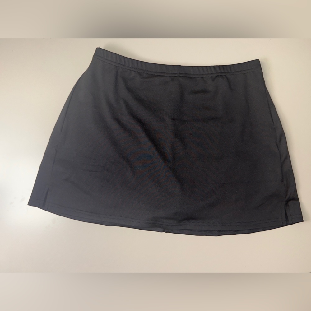 Cider Black mini skirt with built in shorts
